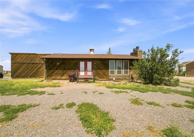 Photo 1 of Single family home for sale at 965 N Matt Dr, Pueblo, CO 81007 | MLS# 6067463 | Listing updated on 2026-09-14