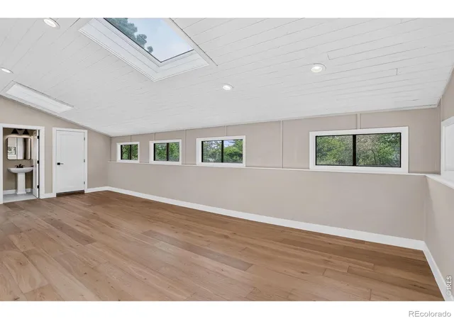 Photo 4 of Single family home for sale at 3310 Heidelberg Dr, Boulder, CO 80305 | MLS# IR1067186 | Listing updated on 2026-10-09