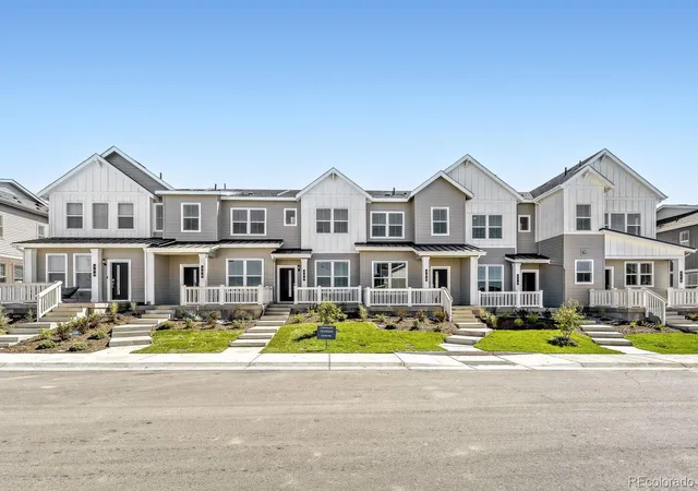 Photo 1 of Townhouse for sale at 386 N Bersshine Ct, Watkins, CO 80137 | MLS# 7180890 | Listing updated on 2026-09-22