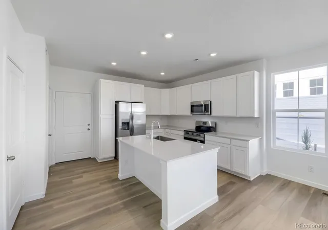 Photo 3 of Townhouse for sale at 15526 Gilpin Ave, Parker, CO 80134 | MLS# 8881132 | Listing updated on 2026-09-22