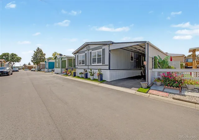 Photo 3 of Manufactured home for sale at 9715 Gull St, Denver, CO 80260 | MLS# 8785379 | Listing updated on 2026-10-05