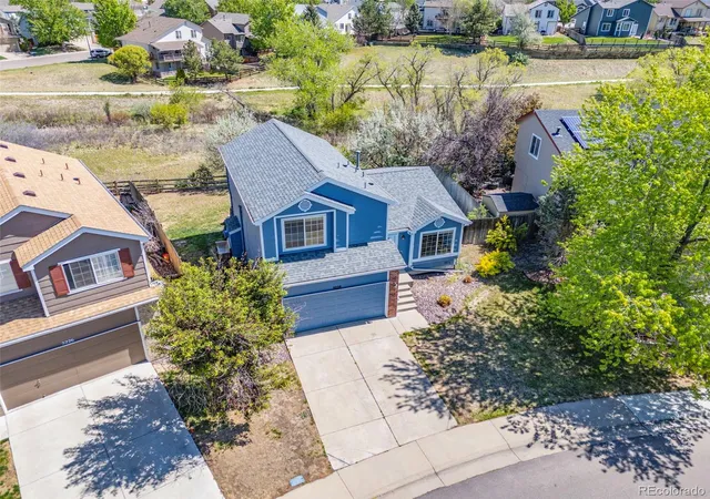 Photo 3 of Single family home for sale at 5228 S Jericho Wy, Aurora, CO 80015 | MLS# 7634921 | Listing updated on 2026-09-23