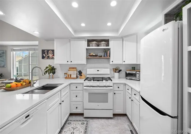 Listing Photo 4 - Condo for sale in building located at 13980 W 72nd Dr, Arvada, CO 80005 - Unit #F