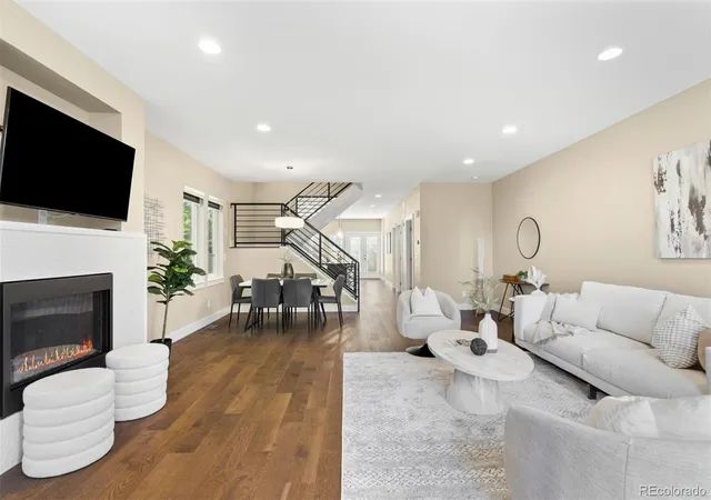 Photo 3 of Single family home for sale at 2860 S Sherman St, Englewood, CO 80113 | MLS# 3122210 | Listing updated on 2026-09-22