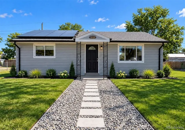Photo 2 of Single family home for sale at 6520 Poplar St, Commerce City, CO 80022 | MLS# 4962453 | Listing updated on 2026-09-11