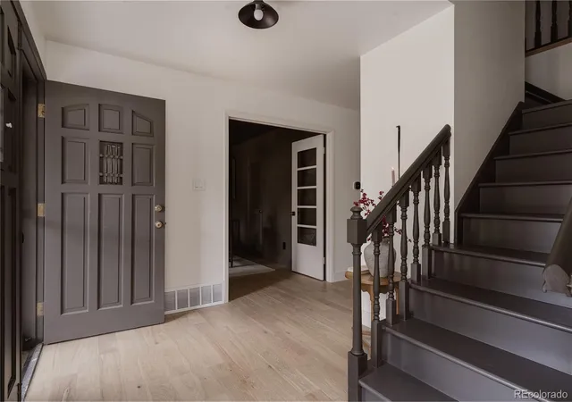 Photo 3 of Single family home for sale at 7478 W Nichols Pl, Littleton, CO 80128 | MLS# 3342701 | Listing updated on 2026-10-28