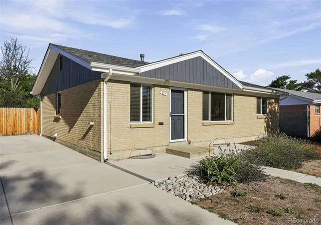 Photo 2 of Single family home for sale at 857 Iola St, Aurora, CO 80010 | MLS# 5069505 | Listing updated on 2026-10-09