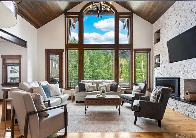 Photo 4 of Single family home for sale at 71 Balsam Dr, Winter Park, CO 80482 | MLS# 5098213 | Listing updated on 2026-09-12