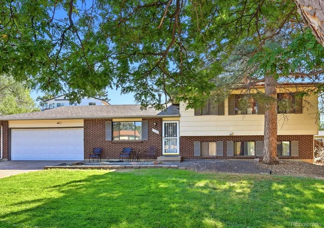 Photo 1 of Single family home for sale at 1736 S Olathe St, Aurora, CO 80017 | MLS# 4798062 | Listing updated on 2026-10-26