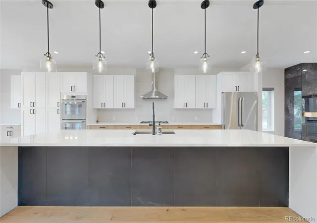 Photo 2 of Single family home for sale at 2403 S Franklin, Denver, CO 80210 | MLS# 6481709 | Listing updated on 2026-10-09