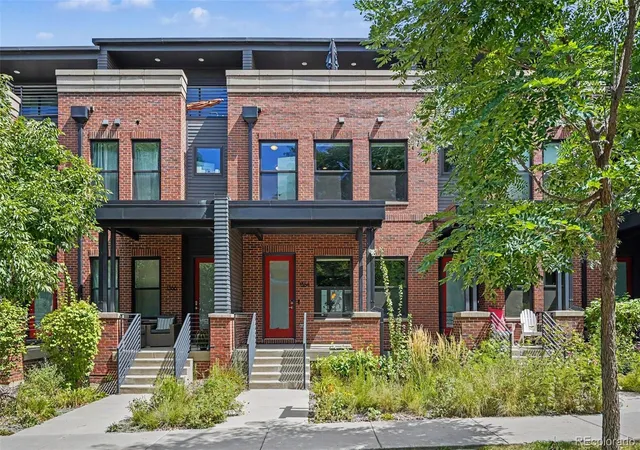 Photo 2 of Townhouse for sale at 1364 Vine St, Denver, CO 80206 | MLS# 3245679 | Listing updated on 2026-09-23
