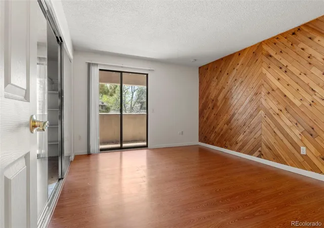 Listing Photo 4 - Condo for sale in building located at 3662 S Granby Wy, Aurora, CO 80014 - Unit #J05