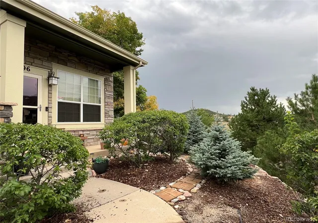 Photo 3 of Single family home for sale at 896 Ironspur Ct, Castle Rock, CO 80108 | MLS# 6956938 | Listing updated on 2026-09-13