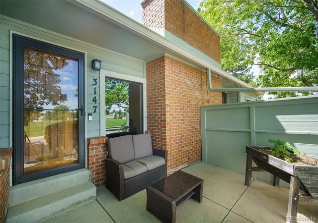 Photo 2 of Townhouse for sale at 3147 E Long Cir, Centennial, CO 80122 | MLS# 1616231 | Listing updated on 2026-09-12