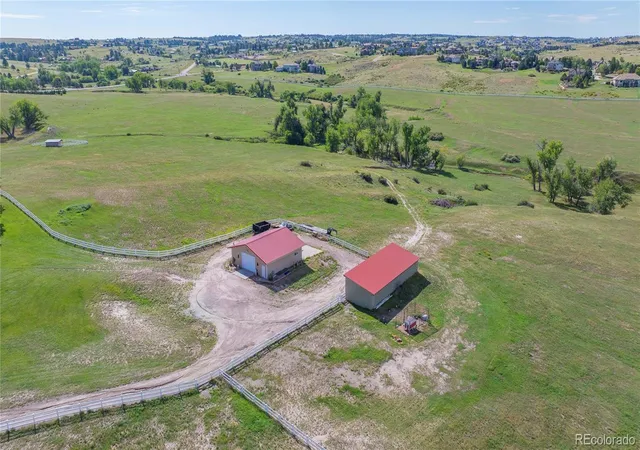 Photo 3 of Single family home for sale at 10443 Tomahawk Rd, Parker, CO 80138 | MLS# 8222970 | Listing updated on 2026-09-30