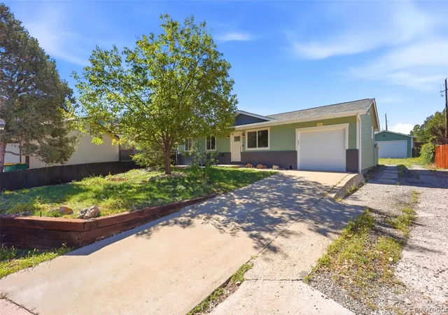Photo 4 of Single family home for sale at 19066 W 59th Drive, Golden, CO 80403 | MLS# 3531395 | Listing updated on 2026-09-13