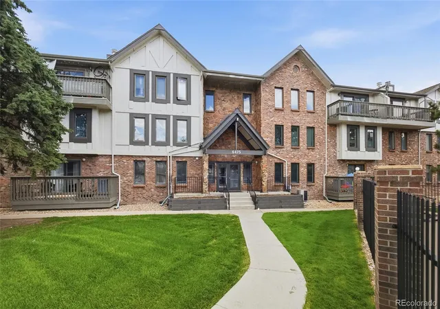 Photo 2 of Condo for sale at 6475 S Dayton St #103, Englewood, CO 80111 | MLS# 1783777 | Listing updated on 2026-10-06