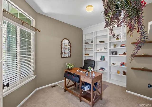 Photo 4 of Single family home for sale at 17807 E Oakwood Ln, Aurora, CO 80016 | MLS# 5157098 | Listing updated on 2026-10-08