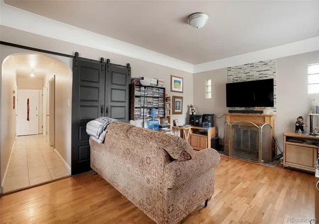 Photo 4 of Single family home for sale at 1435 Eaton St, Lakewood, CO 80214 | MLS# 8493041 | Listing updated on 2026-10-01