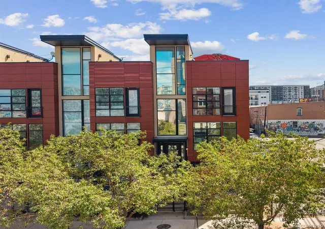 Photo 2 of Townhouse for sale at 2312 Curtis St, Denver, CO 80205 | MLS# 8442375 | Listing updated on 2026-09-10