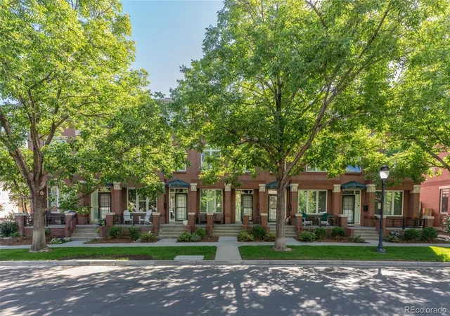 Photo 2 of Townhouse for sale at 4 S Monroe St, Denver, CO 80209 | MLS# 4091350 | Listing updated on 2026-09-28