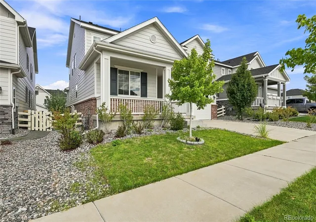 Photo 2 of Single family home for sale at 27645 E Geddes Pl, Aurora, CO 80016 | MLS# 6864016 | Listing updated on 2026-09-29