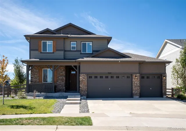 Photo 2 of Single family home for sale at 7237 S Scottsburg Way, Aurora, CO 80016 | MLS# 4696407 | Listing updated on 2026-09-14