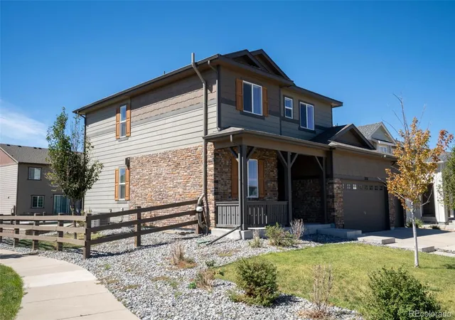 Photo 3 of Single family home for sale at 7237 S Scottsburg Way, Aurora, CO 80016 | MLS# 4696407 | Listing updated on 2026-09-14