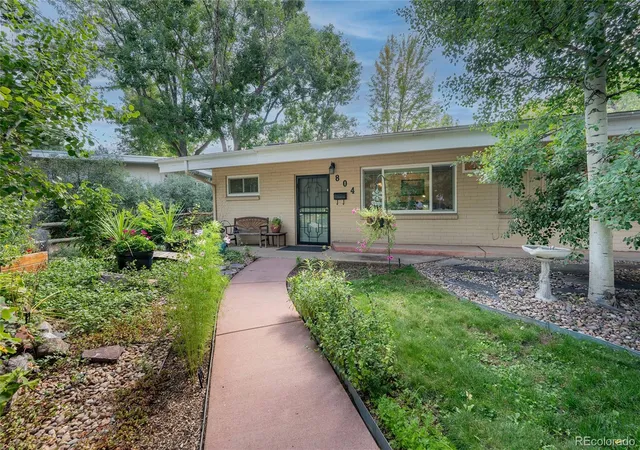 Photo 2 of Single family home for sale at 804 W Shepperd Ave, Littleton, CO 80120 | MLS# 2461038 | Listing updated on 2026-09-14