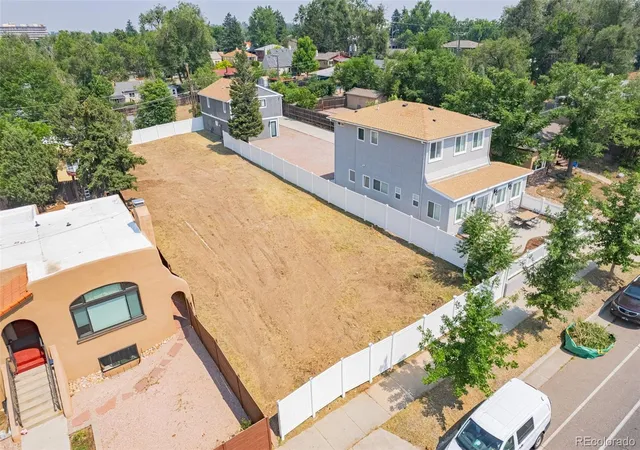Photo 2 of Single family home for sale at 123 N Hancock Ave, Colorado Springs, CO 80903 | MLS# 2518703 | Listing updated on 2026-09-10