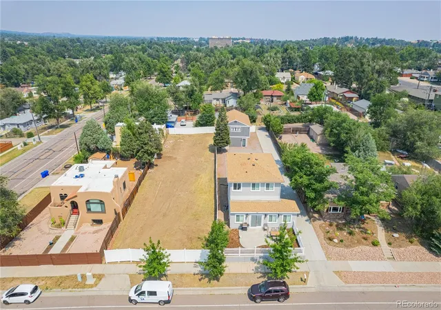 Photo 4 of Single family home for sale at 123 N Hancock Ave, Colorado Springs, CO 80903 | MLS# 2518703 | Listing updated on 2026-09-10