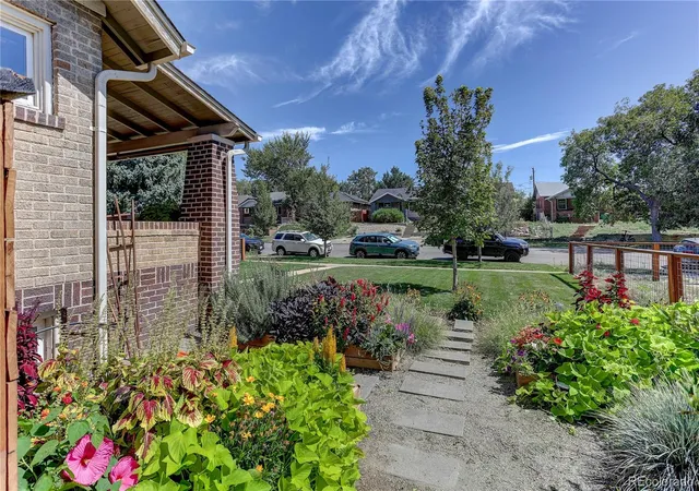 Photo 3 of Single family home for sale at 3323 N Steele St, Denver, CO 80205 | MLS# 8088374 | Listing updated on 2026-09-12