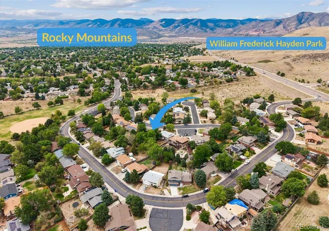 Photo 3 of Single family home for sale at 1610 S Arbutus Pl, Lakewood, CO 80228 | MLS# 9437899 | Listing updated on 2026-09-10