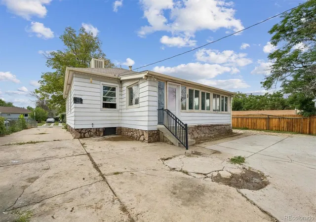 Photo 2 of Single family home for sale at 1996 Lima St, Aurora, CO 80010 | MLS# 2095720 | Listing updated on 2026-09-15