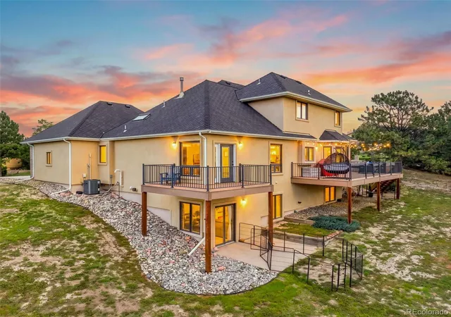 Photo 3 of Single family home for sale at 945 Caribou Dr, Monument, CO 80132 | MLS# 6492422 | Listing updated on 2026-09-25