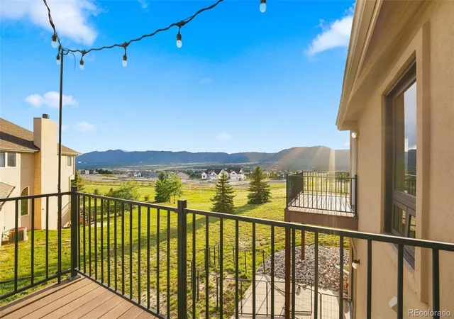 Photo 4 of Single family home for sale at 945 Caribou Dr, Monument, CO 80132 | MLS# 6492422 | Listing updated on 2026-09-25