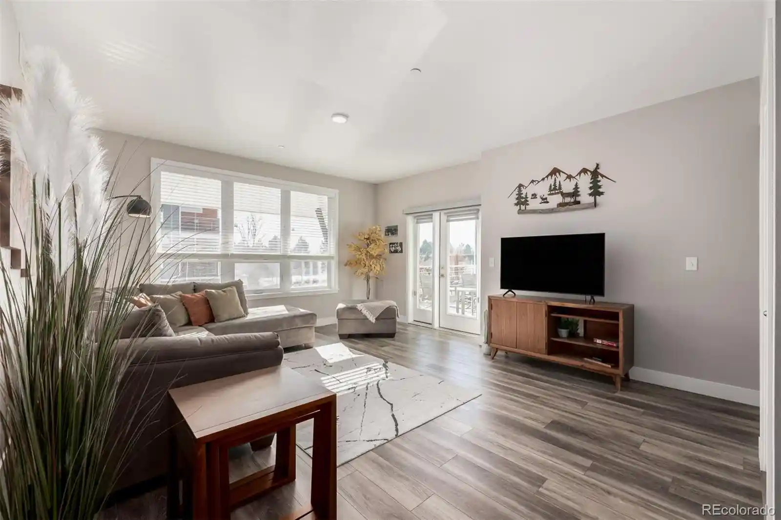 Listing Photo 2 - Condo for sale in 210 S Cherrywood Dr located at 210 S Cherrywood Dr, Lafayette, CO 80026 - Unit #204