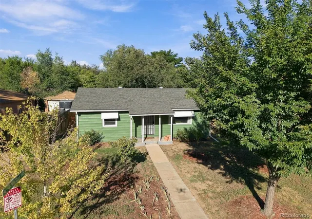 Photo 1 of Single family home for sale at 195 Perry St, Denver, CO 80219 | MLS# 1945851 | Listing updated on 2026-10-01