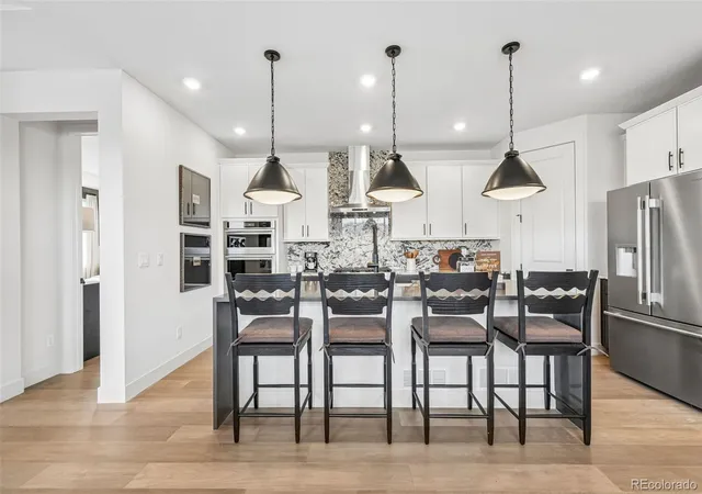 Photo 4 of Single family home for sale at 16009 Wingrider Point, Parker, CO 80134 | MLS# 6335096 | Listing updated on 2026-10-09