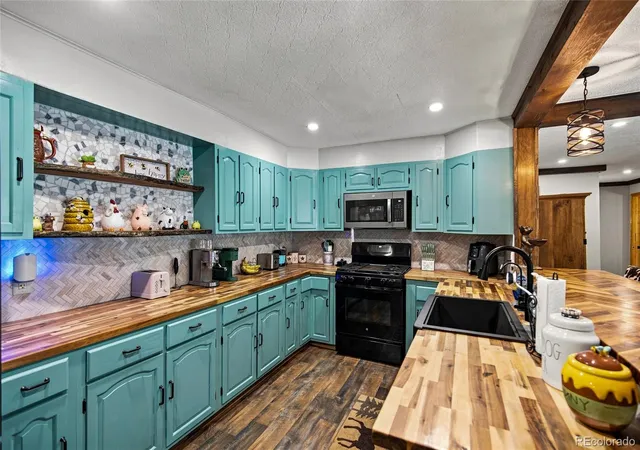 Photo 3 of Single family home for sale at 11729 Ranch Elsie Rd, Golden, CO 80403 | MLS# 4753983 | Listing updated on 2026-09-15