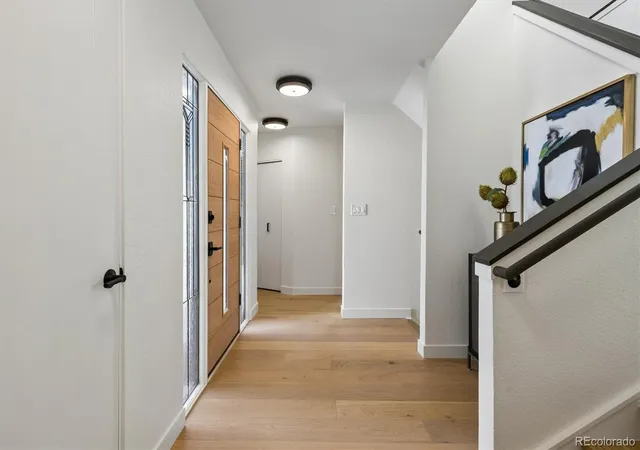 Photo 2 of Single family home for sale at 845 Estes St, Lakewood, CO 80215 | MLS# 7112950 | Listing updated on 2026-09-23