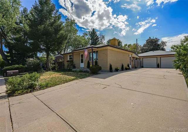 Photo 2 of Single family home for sale at 11901 Gaylord Way, Northglenn, CO 80233 | MLS# 3669391 | Listing updated on 2026-09-14