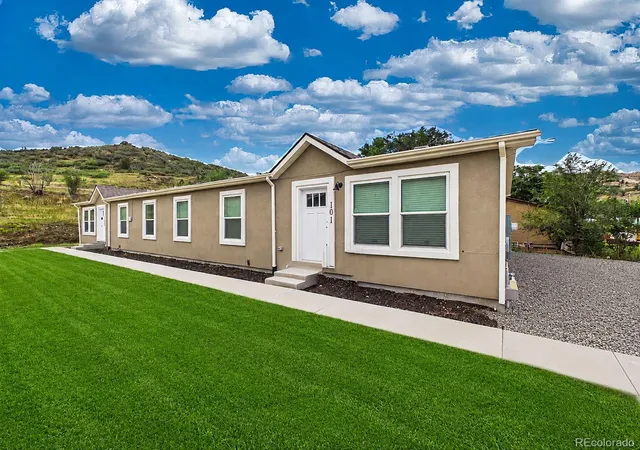Single family home for sale at 2515 Busch Ave, Colorado Springs, CO 80904 | MLS# 5845962