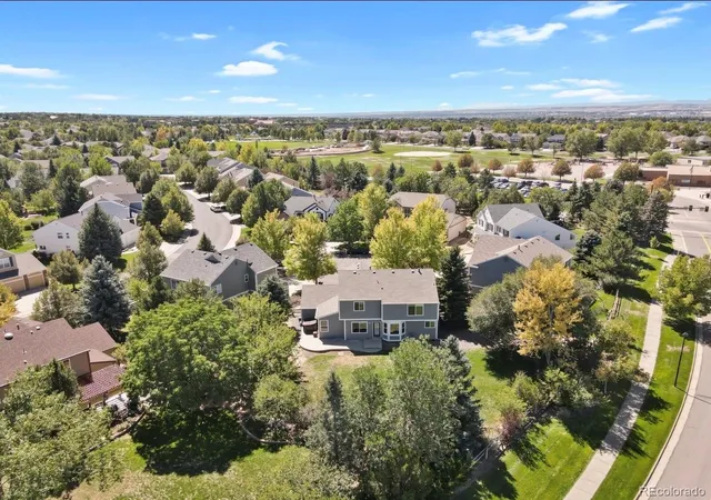 Photo 3 of Single family home for sale at 18129 E Caley Cir, Aurora, CO 80016 | MLS# 2383813 | Listing updated on 2026-10-24