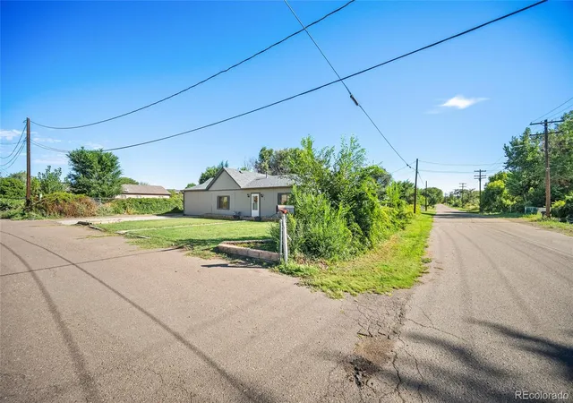 Photo 3 of Single family home for sale at 704 Lane St, Trinidad, CO 81082 | MLS# 8636133 | Listing updated on 2026-09-15
