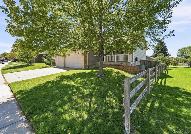 Photo 3 of Sale Pending at 5307 S Liverpool Way, Centennial, CO 80015 | MLS# 1949983 | Listing updated on 2026-09-14