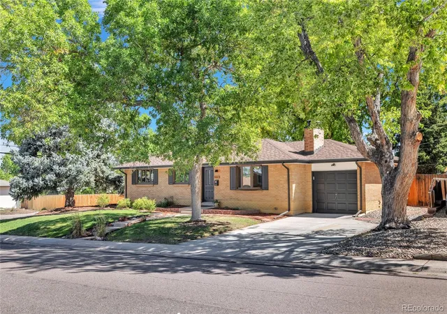 Photo 1 of Single family home for sale at 6604 S Lee Ct, Centennial, CO 80121 | MLS# 7185333 | Listing updated on 2026-09-22
