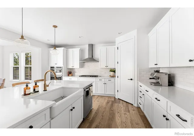 Photo 4 of Sale Pending at 7281 S Vandriver Way, Aurora, CO 80016 | MLS# IR1067945 | Listing updated on 2026-09-14