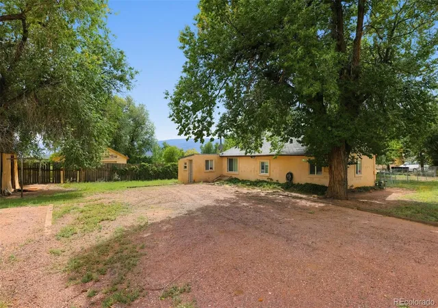 Photo 2 of Single family home for sale at 3060 Central Ave, Canon City, CO 81212 | MLS# 3439670 | Listing updated on 2026-09-21