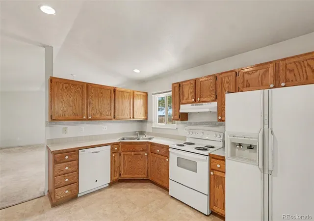 Photo 4 of Sale Pending at 4735 Kings Cyn Dr, Greeley, CO 80634 | MLS# 3188954 | Listing updated on 2026-10-09